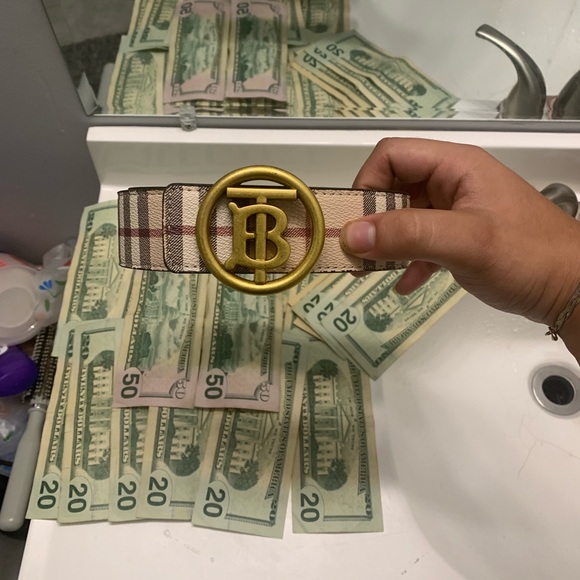 Burberry Belt - Picture 12 of 12